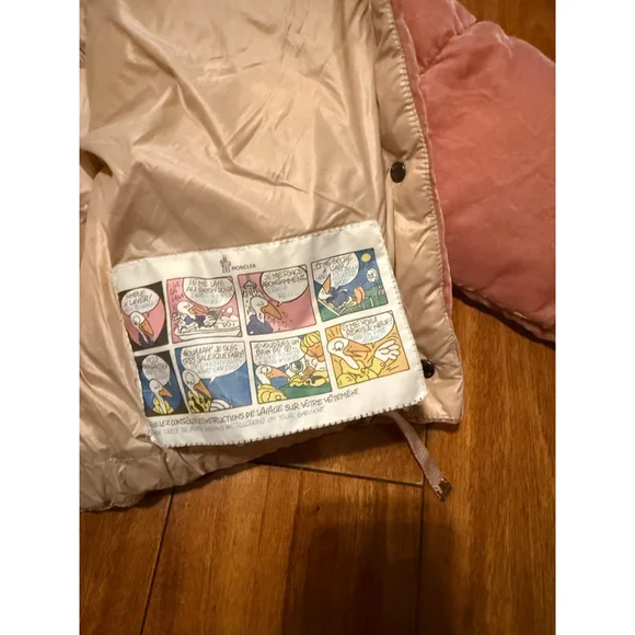 Women's Moncler Pink Velvet Puffer Jacket Size S with Beige Lining - Picture 6 of 13